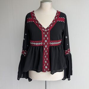 Embroidered Boho Bell Sleeve Blouse